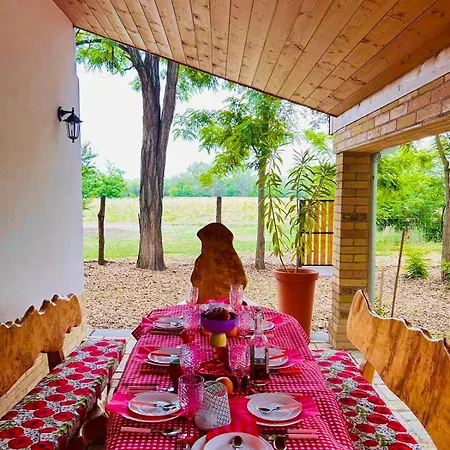 Villa Varazslakos Birtok *