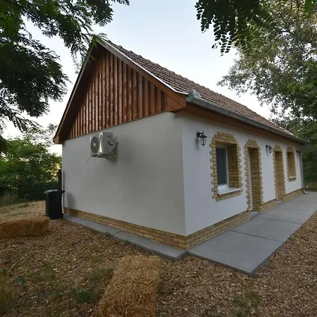 Varazslakos Birtok * Tazlar